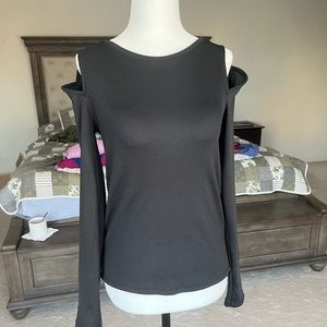 ZARA SHOULDER CUT OUT SWEATER